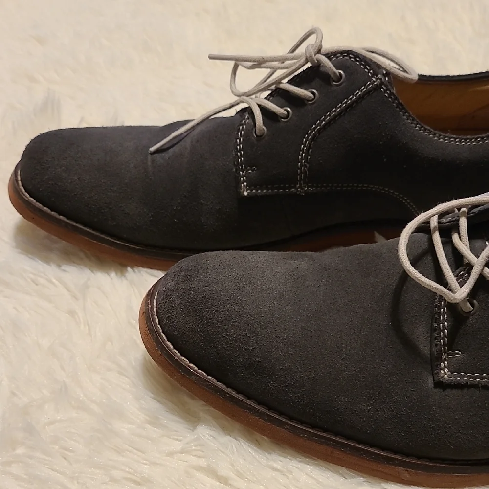 CH‎ BASS Men's Gray Leather Lace-Up Shoes - Size 10M
